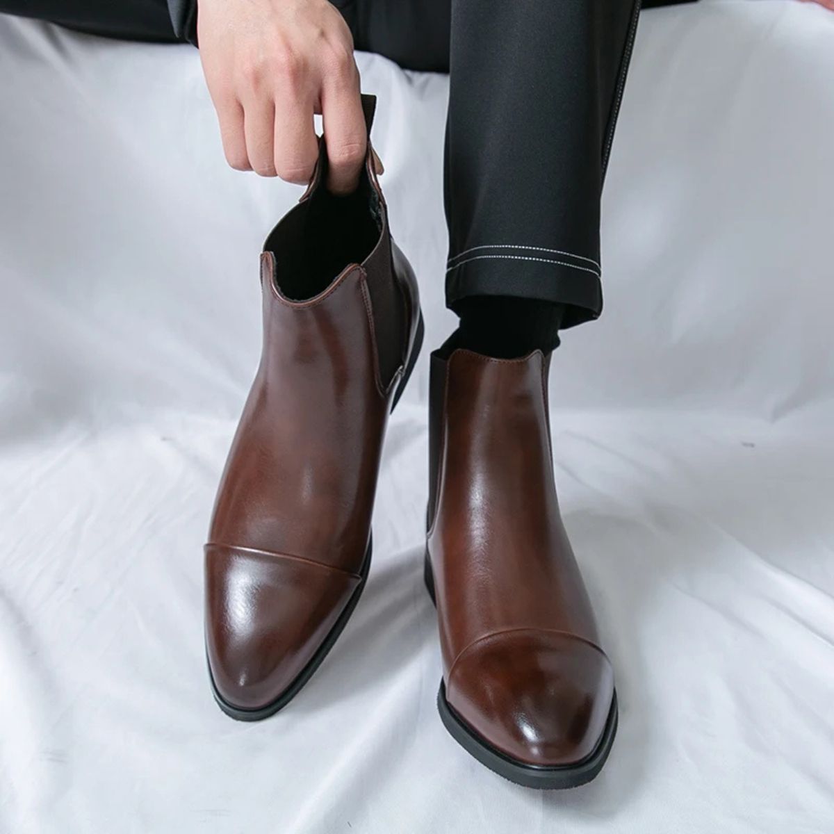 Men's Premium Chelsea Boots with Classic Leather Design | R&B