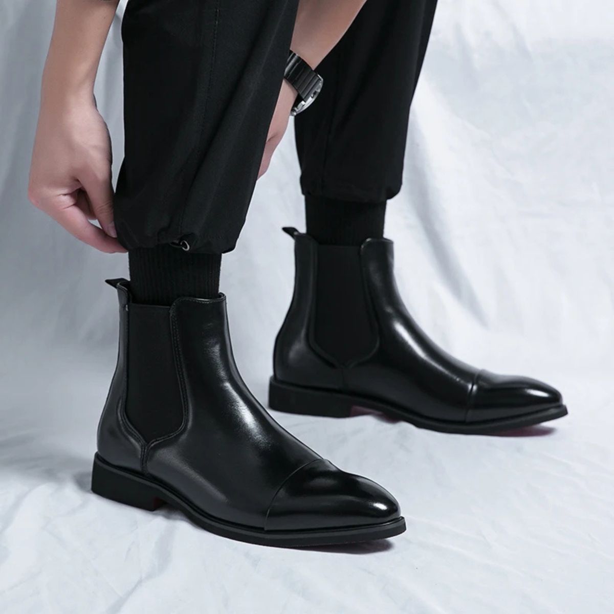 Men's Premium Chelsea Boots with Classic Leather Design | R&B