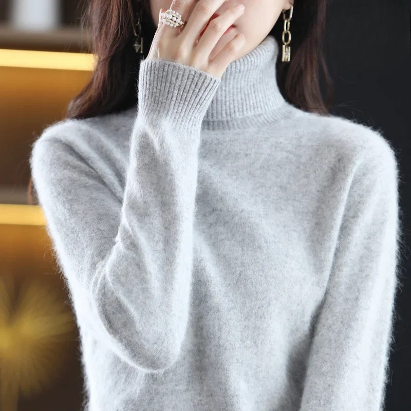 Women's Slim Fit Turtleneck Wool Sweater | R&B